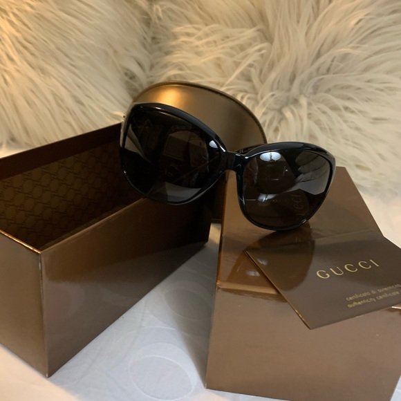 Authentic Gucci Sunglasses - Picture 2 of 2